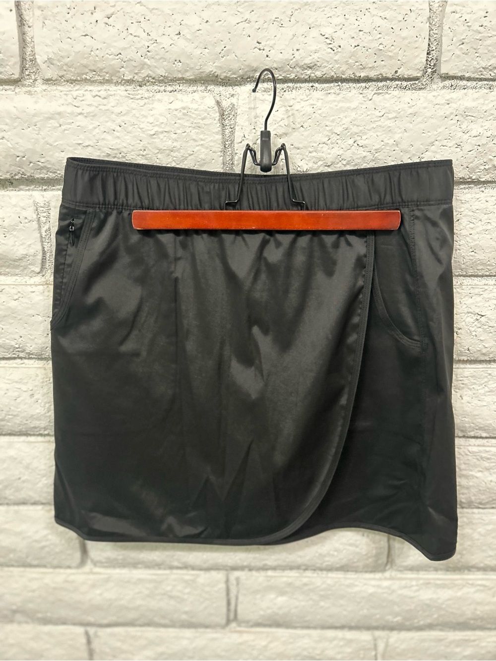 North River Outfitters Black Skort Athletic Hiking Travel NWT